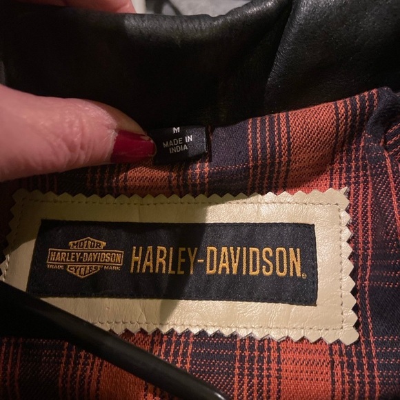 Harley Davidson Leather Jacket size Med - Picture 4 of 8